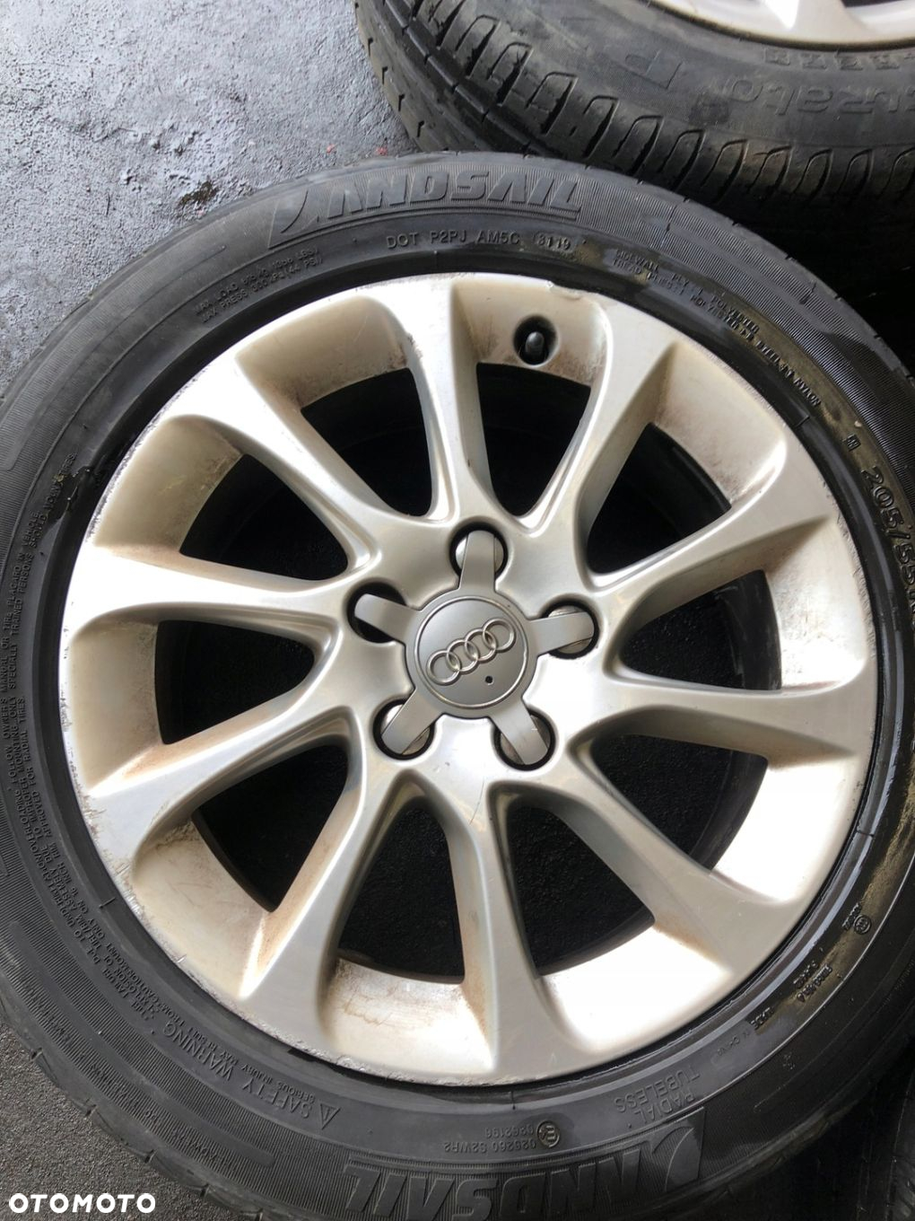 FELGI KOŁA AUDI 6.5Jx16H2 ET 46 8V0601025BM 5x112 - 7