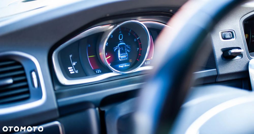 Volvo V60 T6 AWD Summum - 31