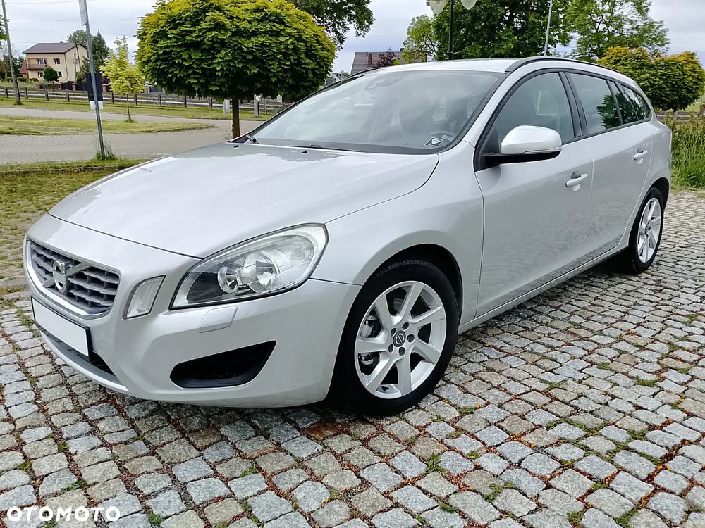 Volvo V60 - 13
