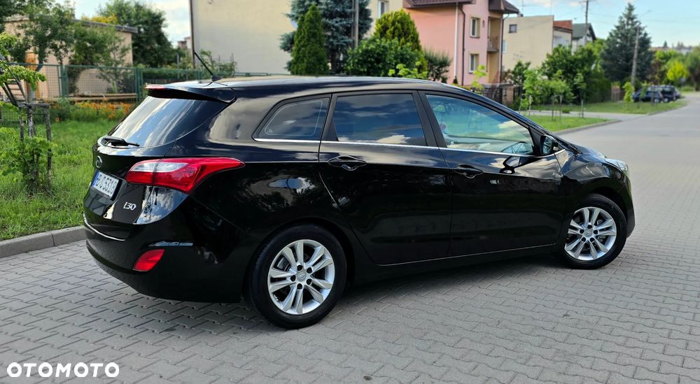 Hyundai i30 i30cw 1.4 Fifa World Cup Edition - 18