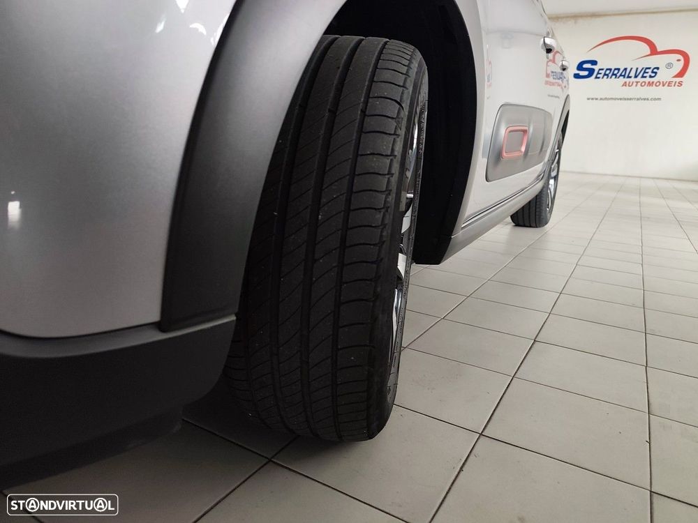 Citroën C3 1.2 PureTech C-Series - 8