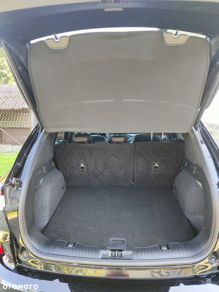 Ford Kuga 2.0 EcoBlue 4x4 ST-LINE X - 9
