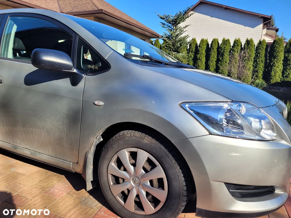 Toyota Auris 1.4 D-4D 2010 - 7