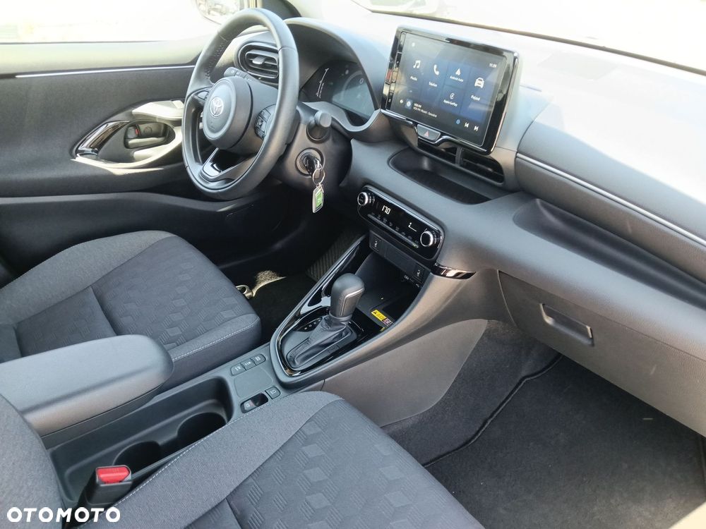 Toyota Yaris Hybrid 1.5 Style - 11