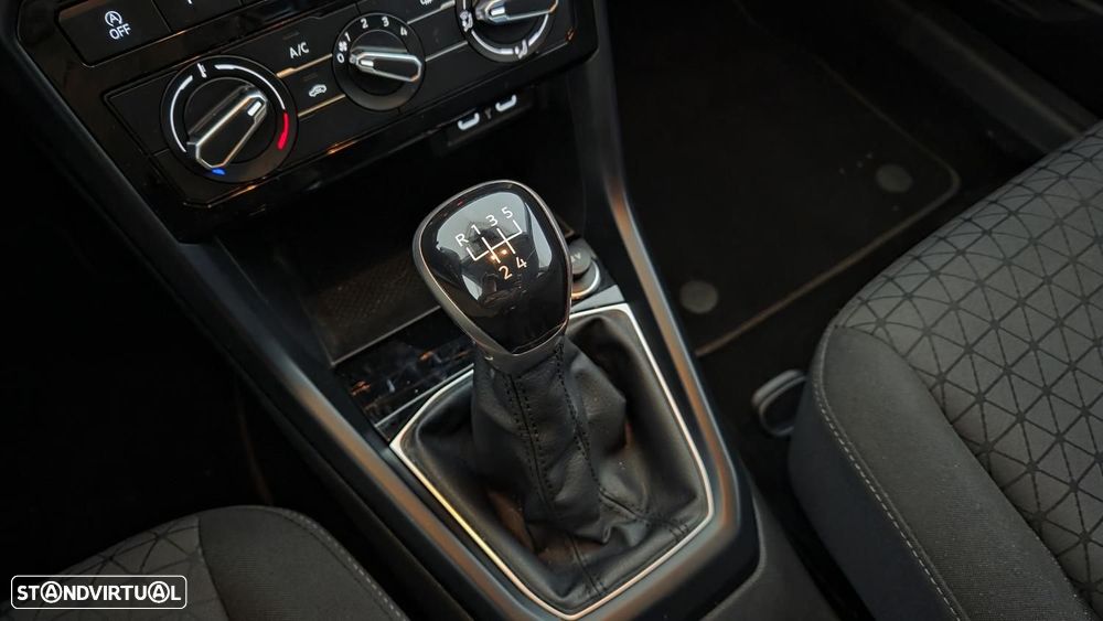 VW T-Cross 1.0 TSI Life - 12