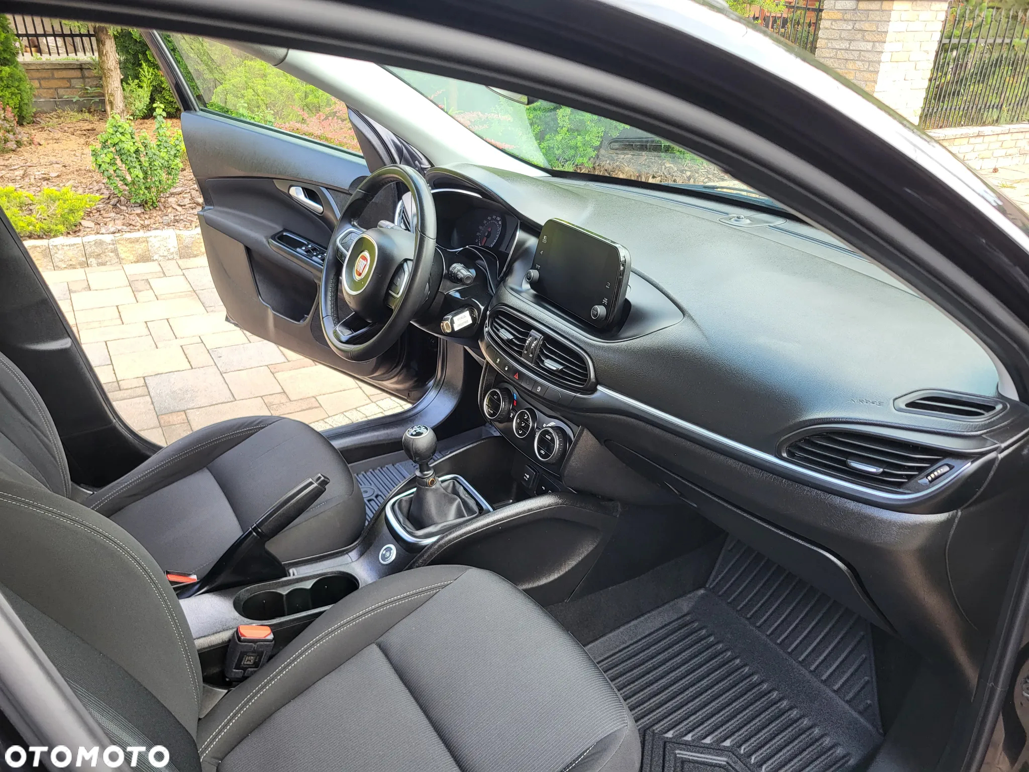 Fiat Tipo 1.4 T-Jet 16v Mirror - 16