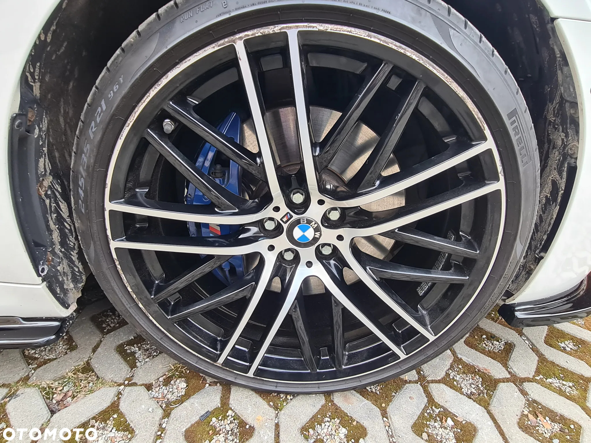 BMW Seria 7 750i xDrive - 10