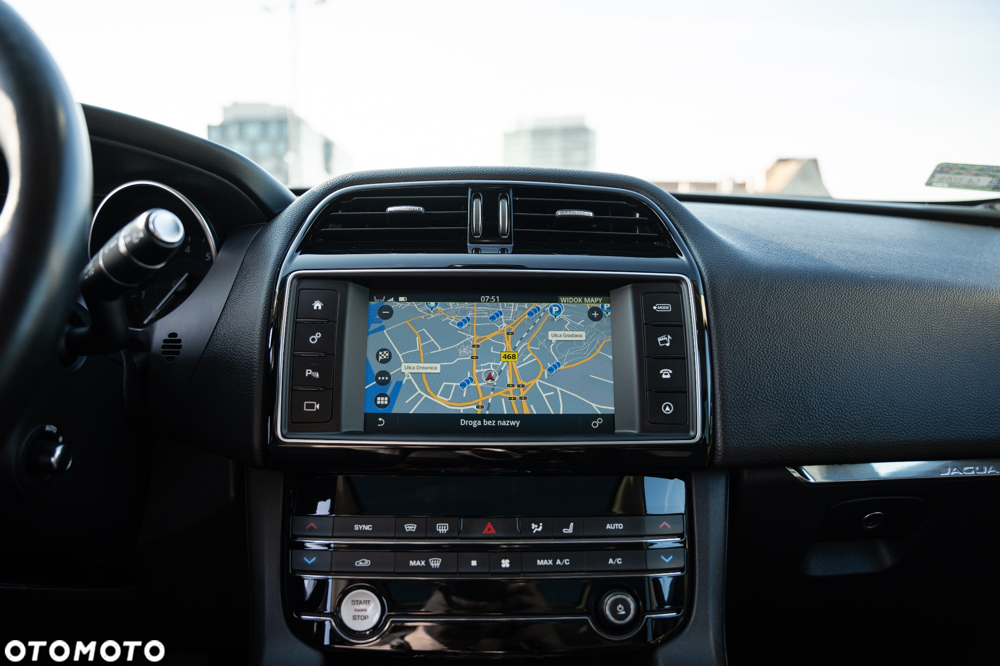 Jaguar F-Pace 2.0 i4P AWD 300 Sport - 25