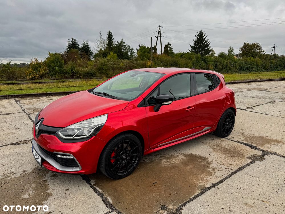 Renault Clio TCe 200 EDC Sport R.S - 8