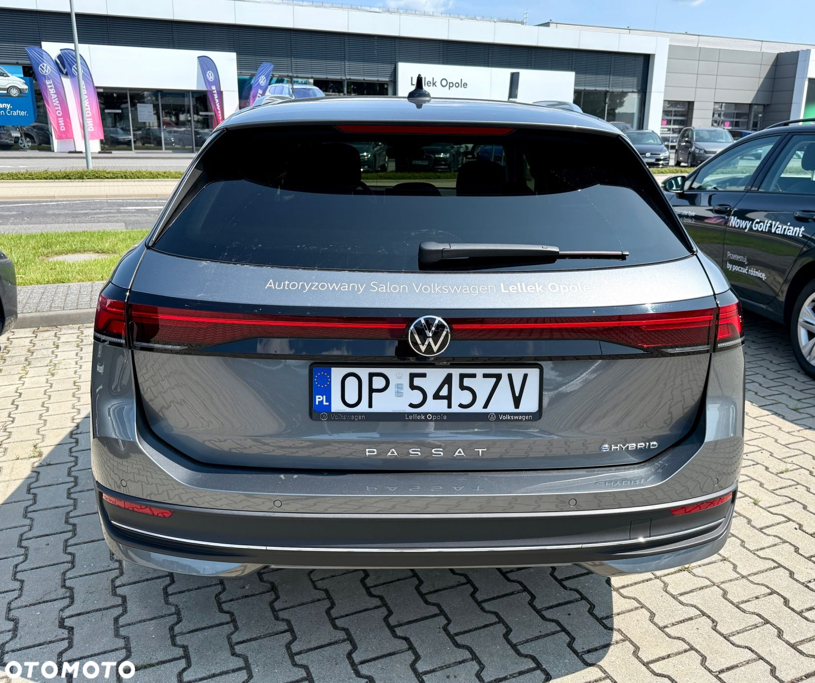 Volkswagen Passat - 8
