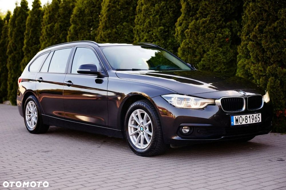 BMW Seria 3 318d Edition Luxury Line Purity - 9