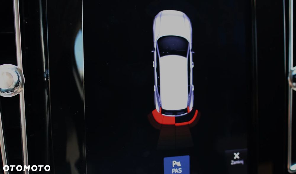 Volvo XC 60 D4 Momentum Pro - 23