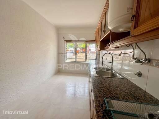 Apartamento T3 Totalmente Remodelado com Arrecadação - Moita - Grande imagem: 3/24
