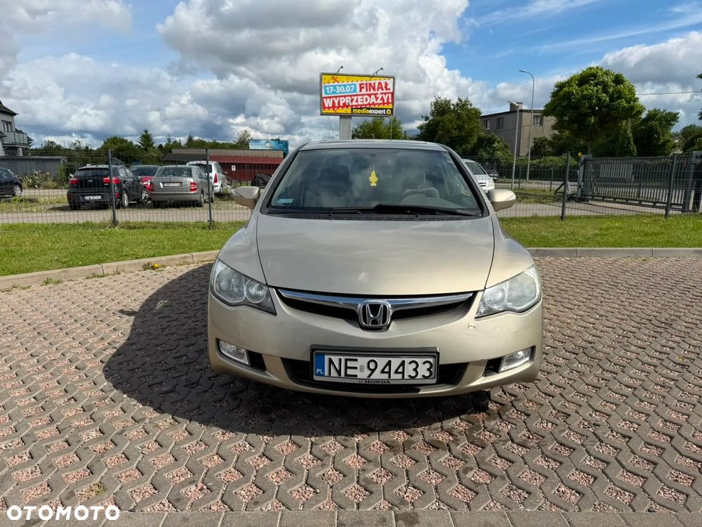 Honda Civic 1.8 Executive - 17