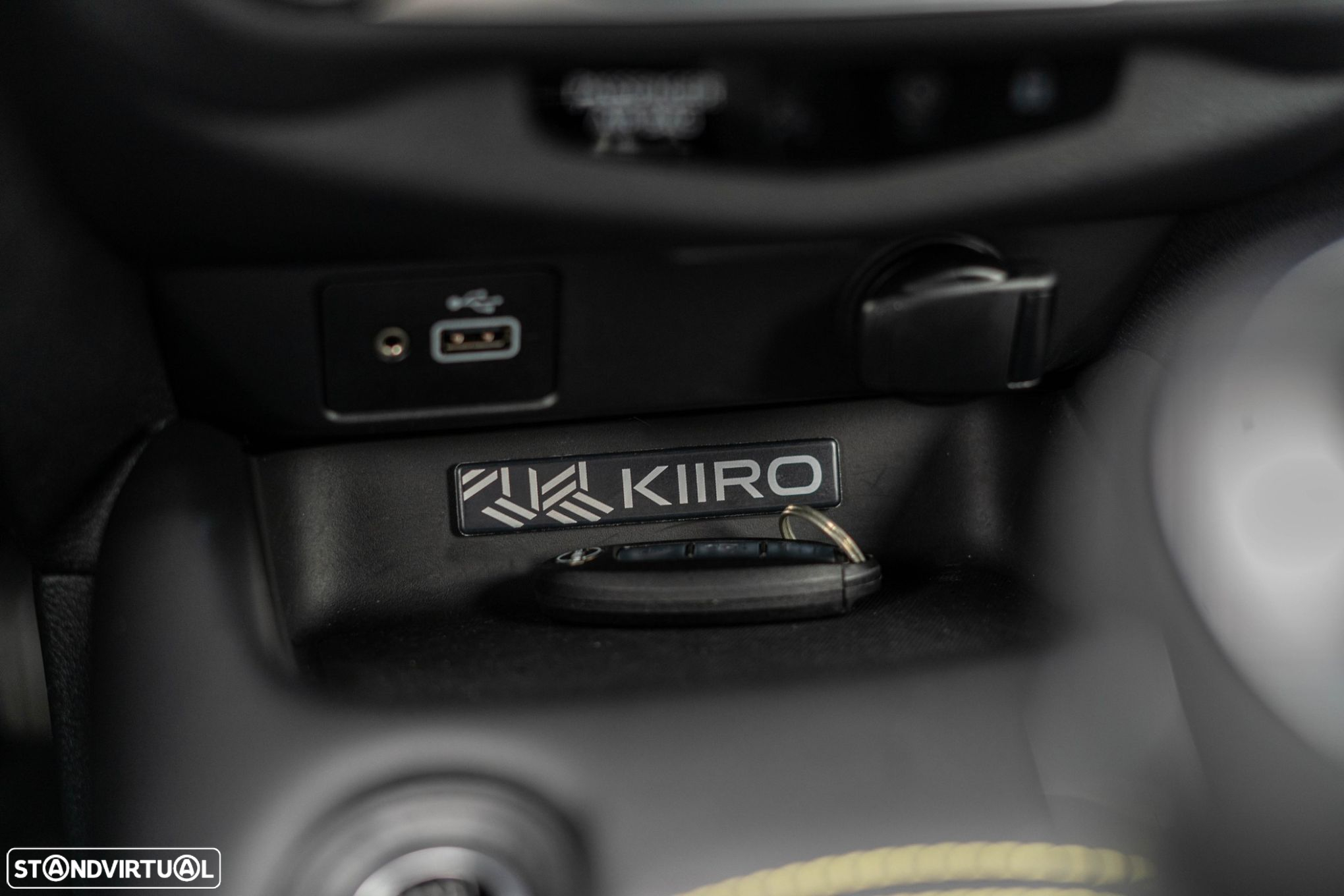Nissan Juke 1.0 DIG-T Kiiro - 29