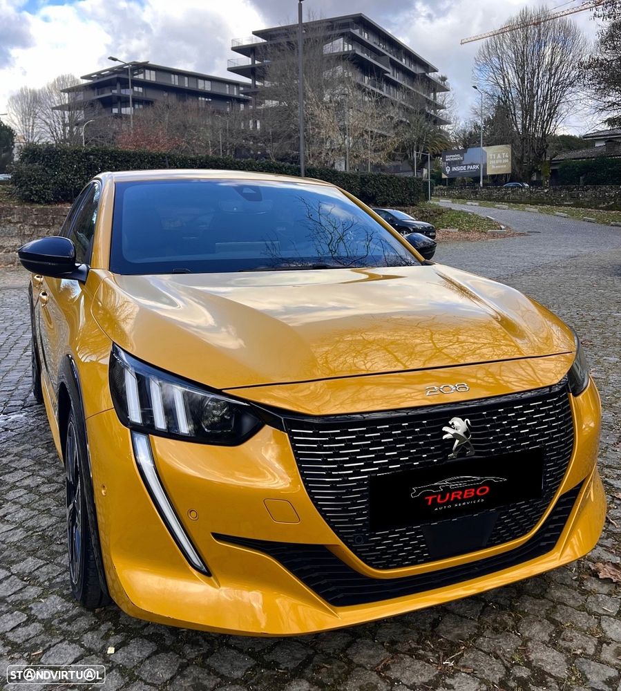 Peugeot 208 PureTech 100 GT Pack - 3