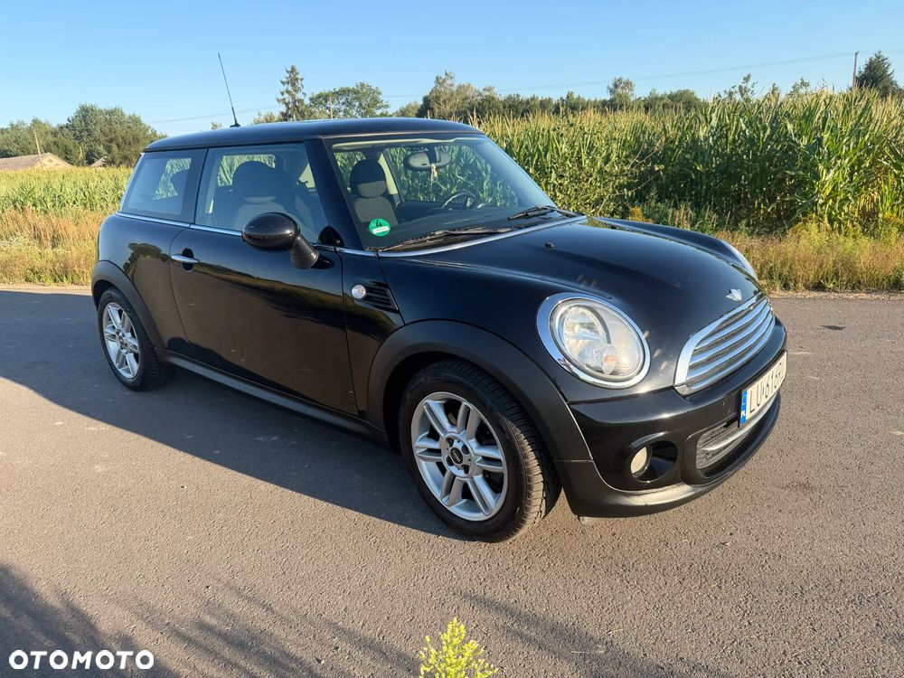 MINI Cooper 50 Mayfair - 18