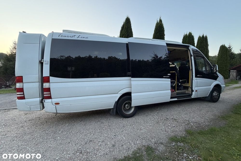Mercedes-Benz Sprinter - 4