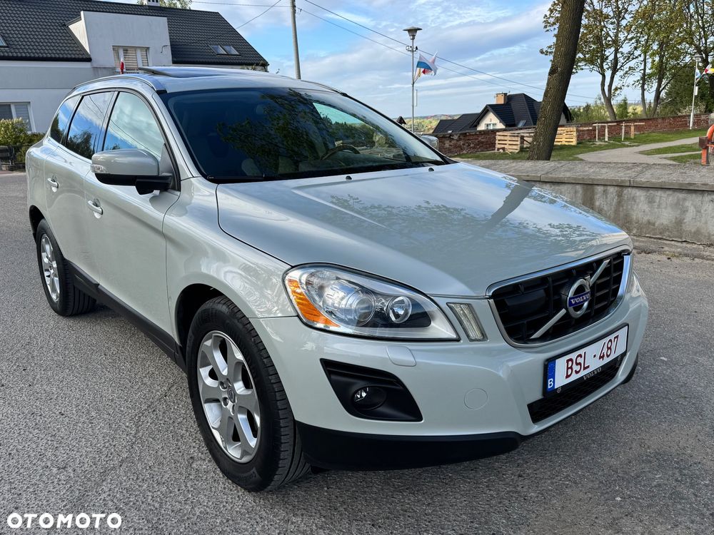 Volvo XC 60 D5 AWD Momentum - 5