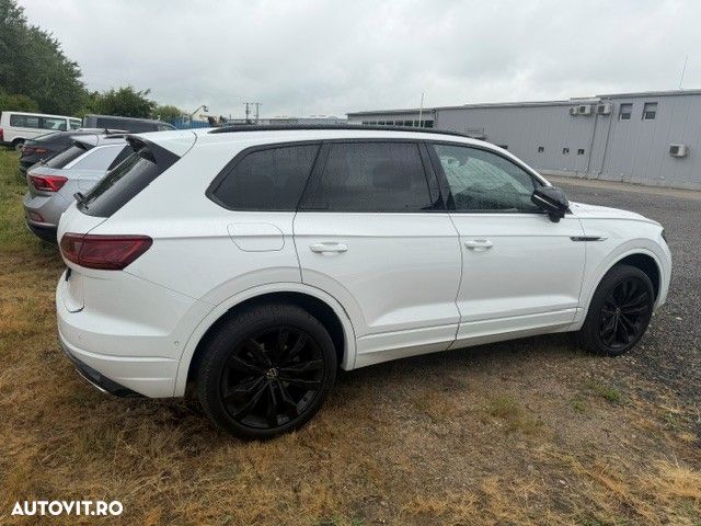 Volkswagen Touareg 3.0 V6 TDI SCR 4Motion Automatik R-Line - 8