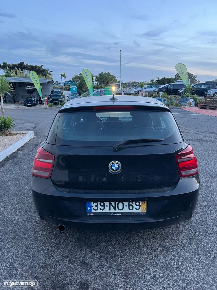 BMW 116 d Line Urban - 5