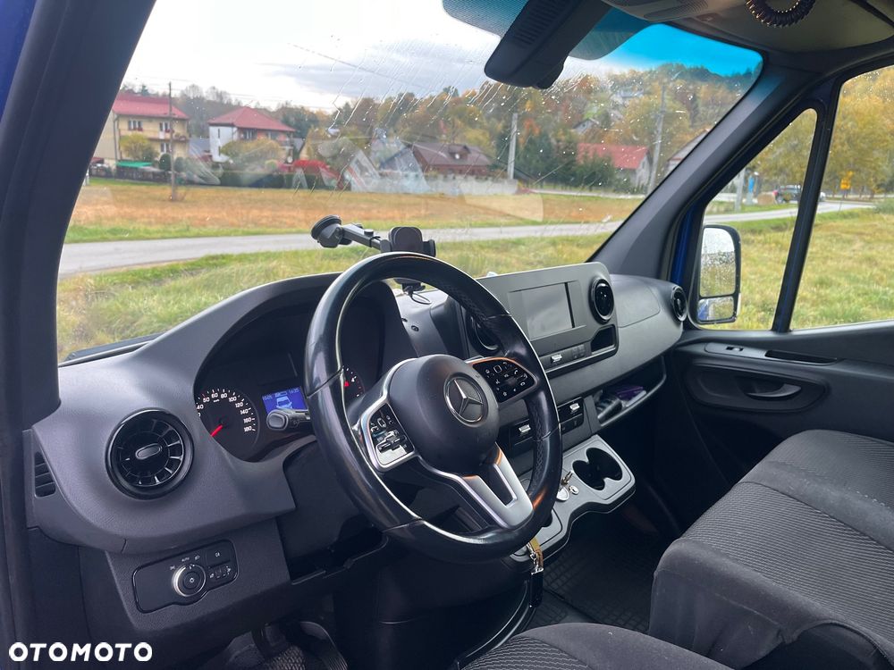 Mercedes-Benz SPRINTER - 21