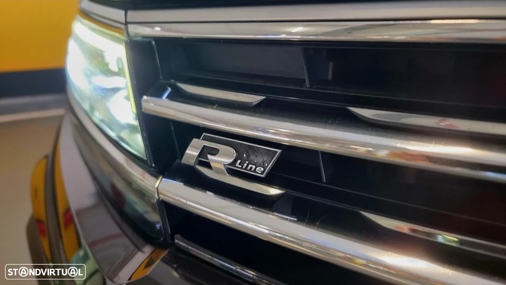 VW Tiguan 2.0 TDI R-Line DSG - 12