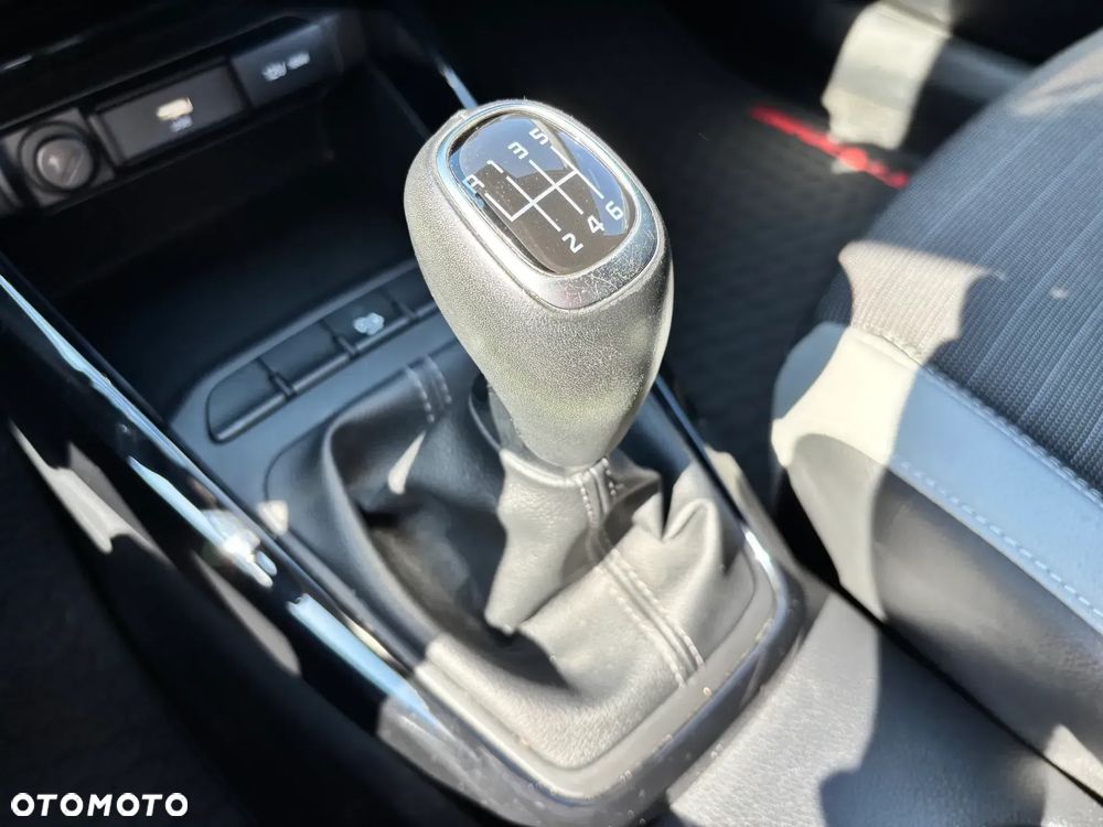Kia Stonic 1.0 T-GDI L - 15
