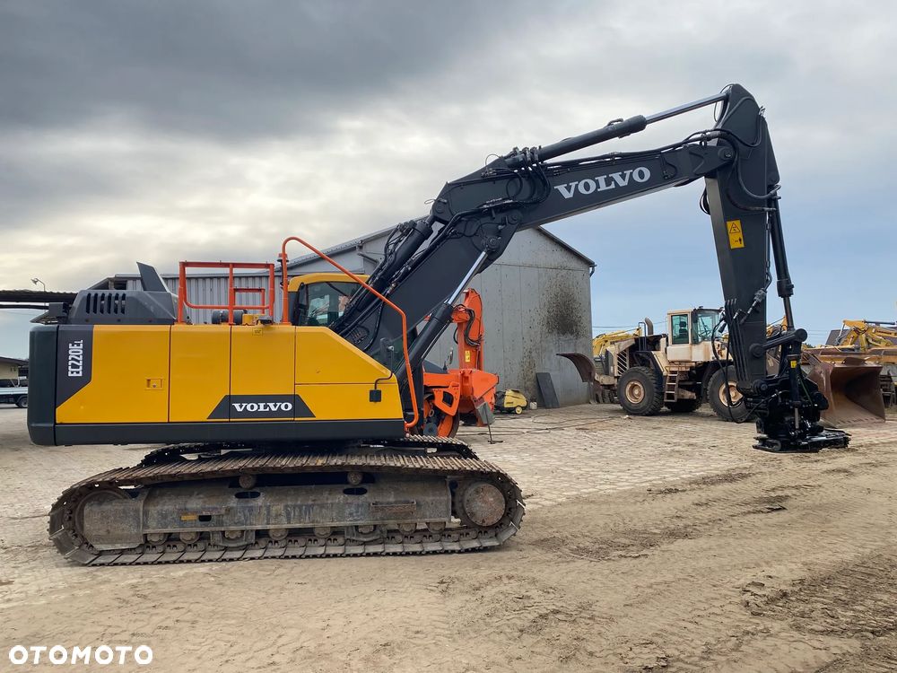 Volvo EC220EL, 4400 MTH, ROTOTILT, RAMIĘ 3X ŁAMANE, 2019 ROK, - 12