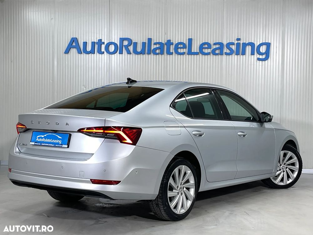 Skoda Octavia 2.0 TDI DSG Style - 4