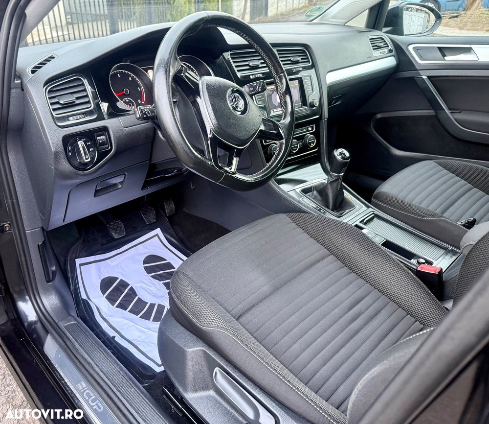 Volkswagen Golf 1.6 TDI 4Motion BlueMotion Technology Cup - 10