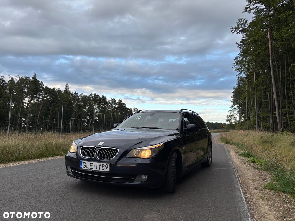 BMW Seria 5 525d - 1