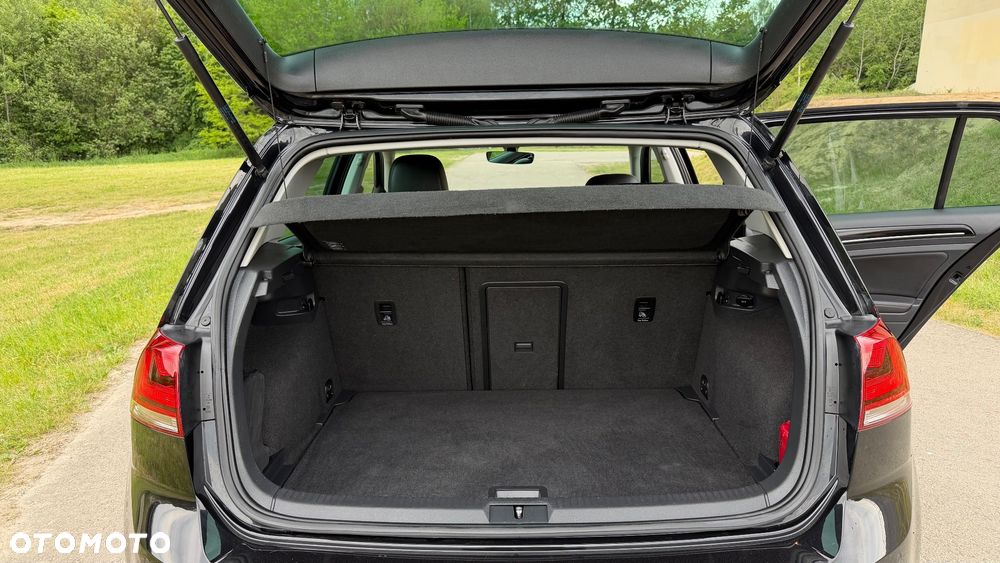 Volkswagen Golf 2.0 TDI SCR Highline - 30