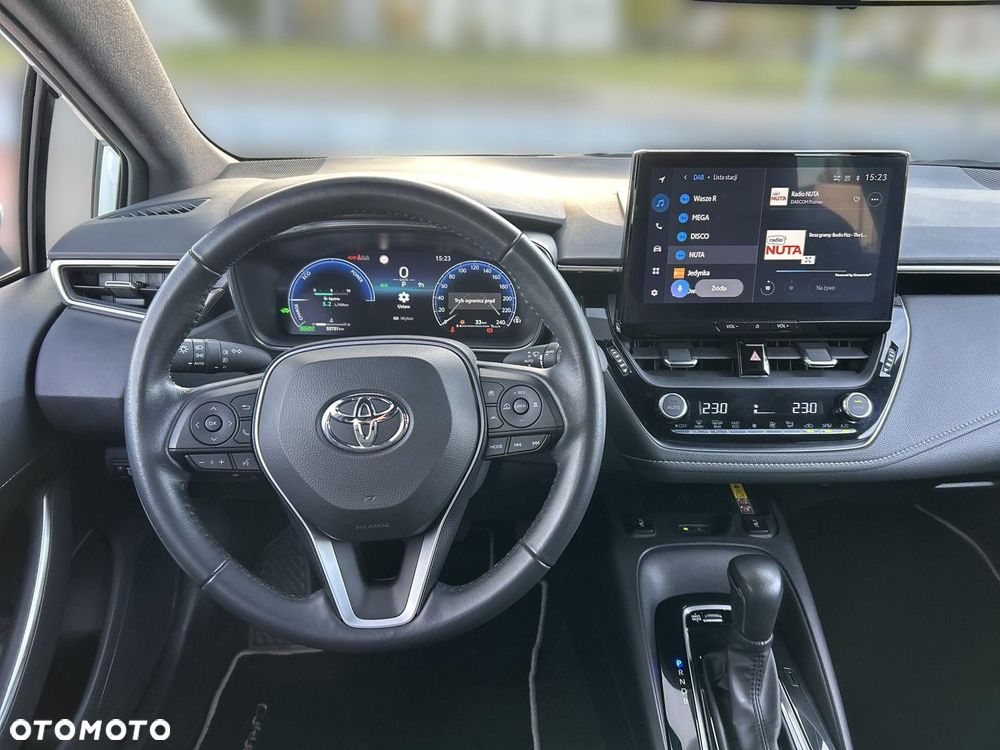 Toyota Corolla 1.8 Hybrid Comfort - 12