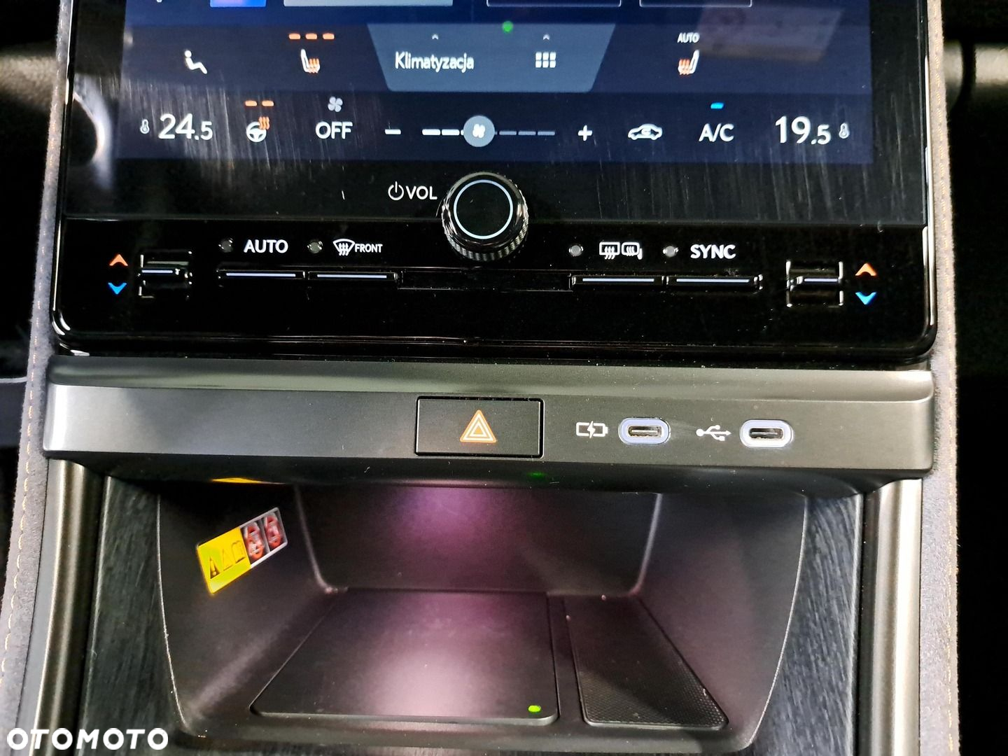 Lexus LBX 1.5 Hybrid Cool - 26