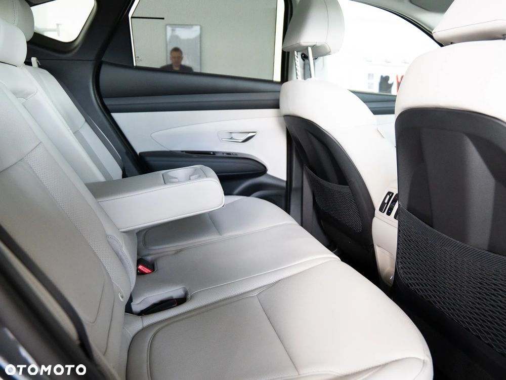 Hyundai Tucson 1.6 T-GDi HEV Platinum 2WD - 34