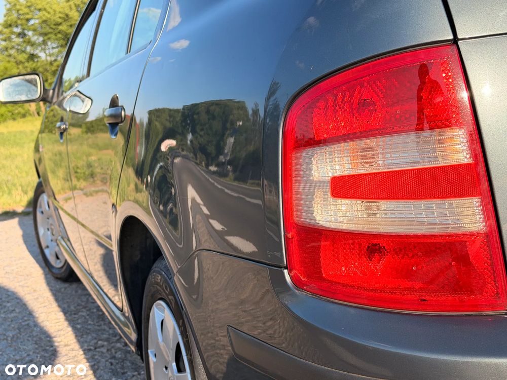 Skoda Fabia 1.2 HTP Classic + - 21