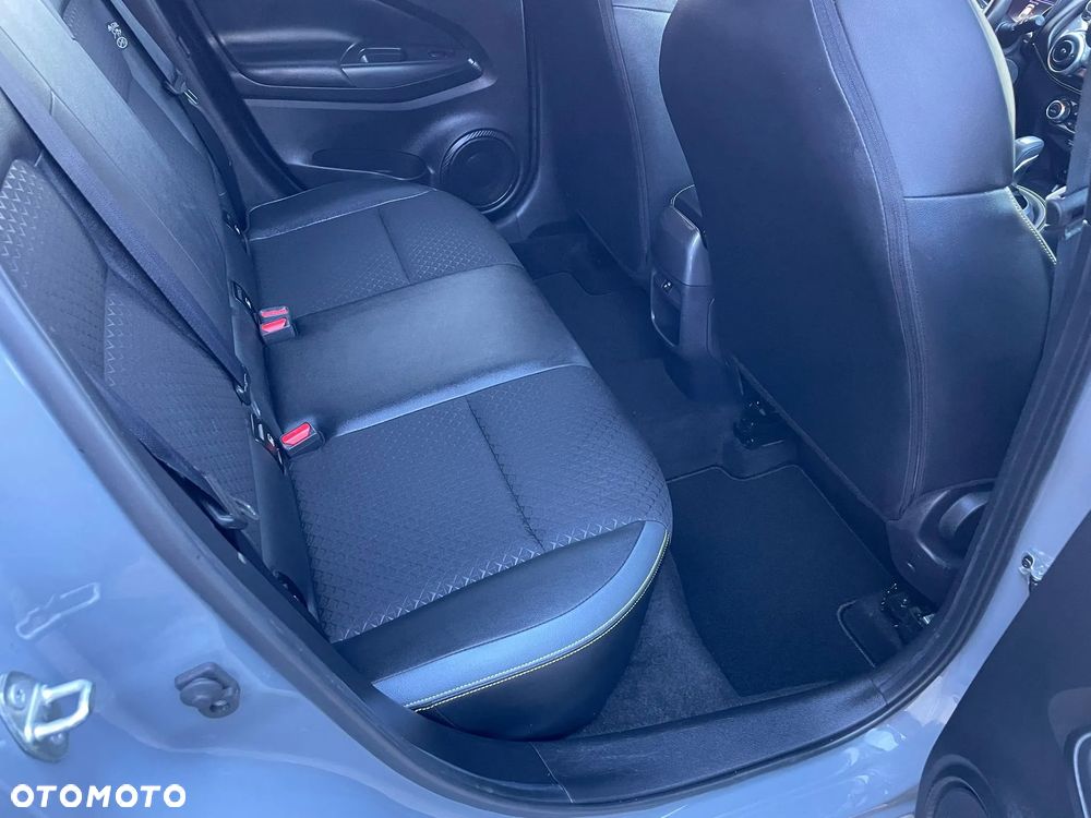 Nissan Juke 1.0 DIG-T DCT Kiiro - 7