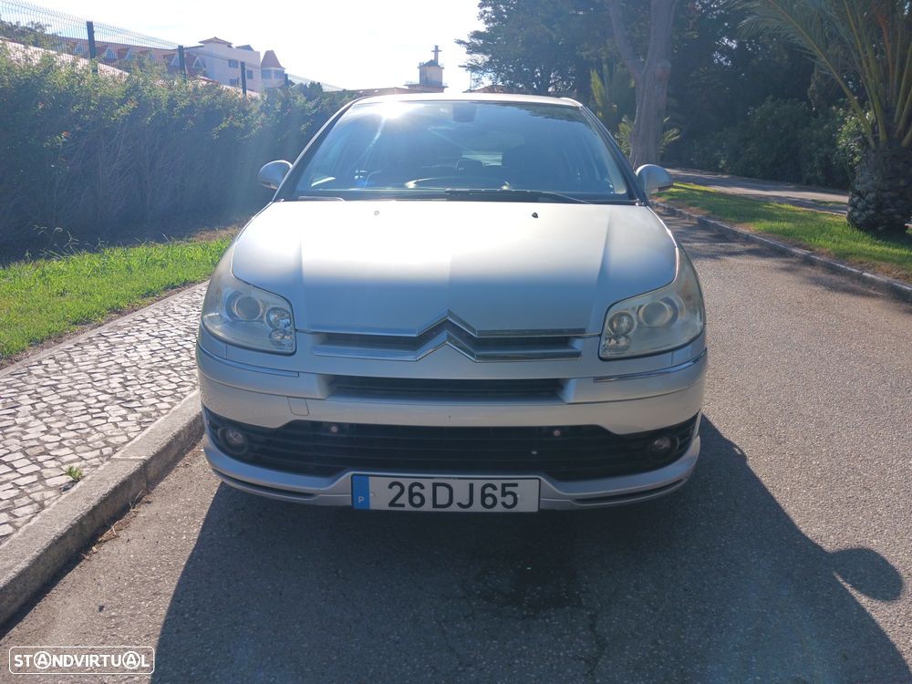 Citroën C4 1.6 HDi 110 Exclusive - 10