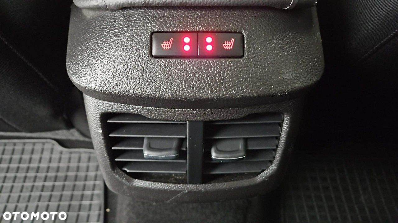 Ford Mondeo 2.0 EcoBlue Trend - 24