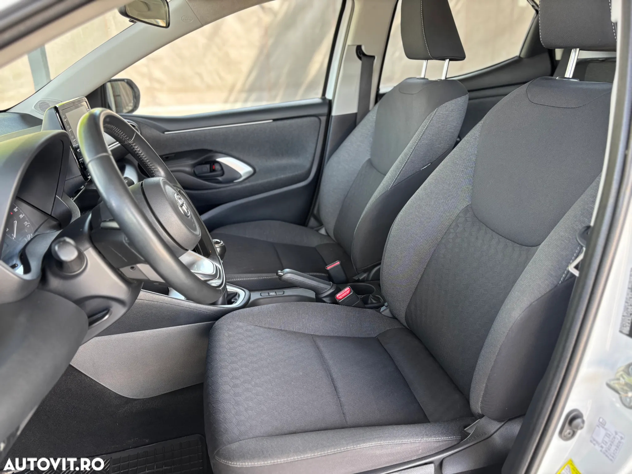 Toyota Yaris - 14