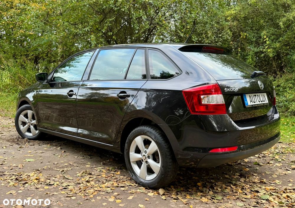 Skoda RAPID 1.6 TDI DSG Edition - 3