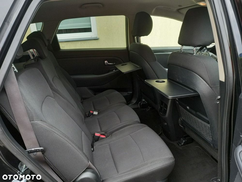 Kia Carens 1.6 GDI Business Line 7os EU6 - 22