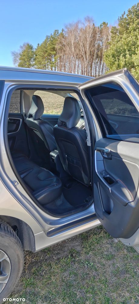 Volvo XC 60 D4 Drive-E Ocean Race - 23