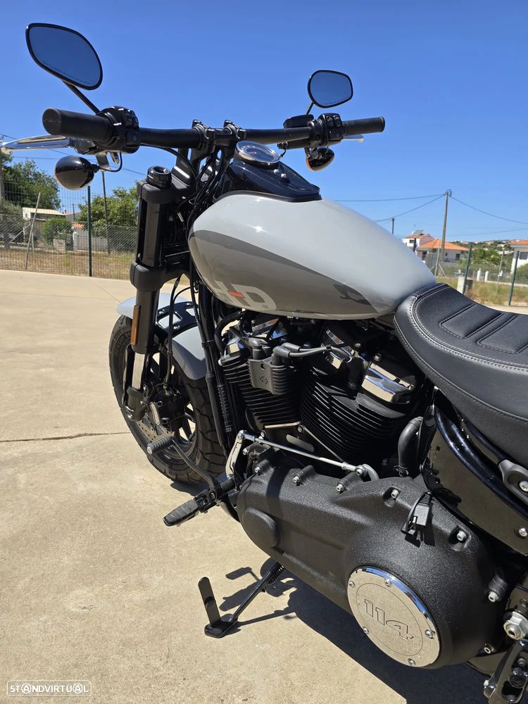 Harley-Davidson Softail FAT BOB 114 - 4