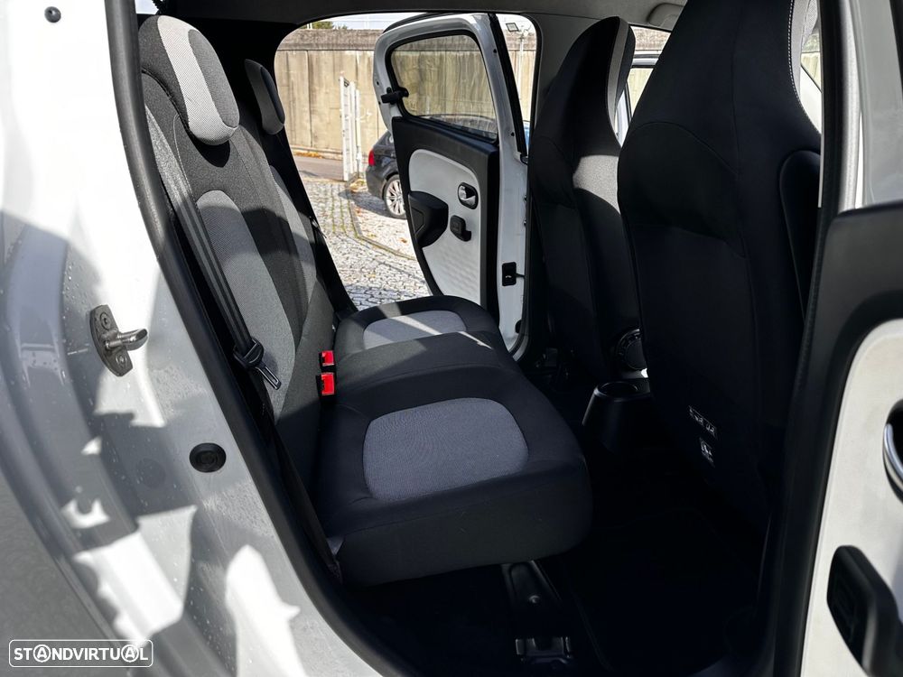 Renault Twingo SCe 70 S&S LIMITED - 12