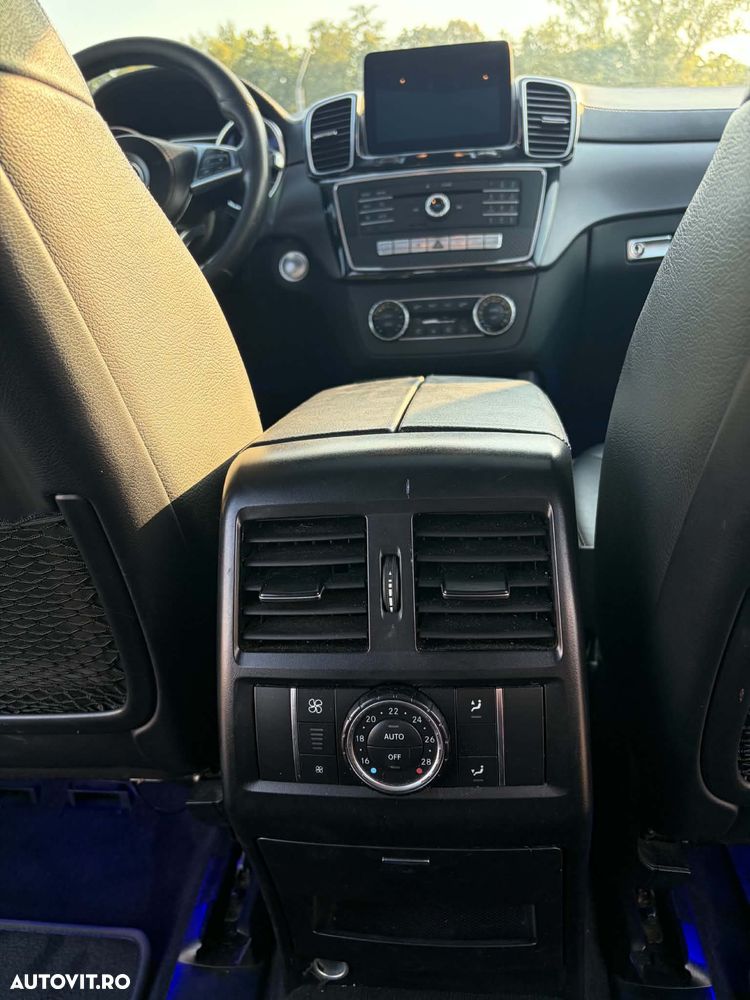 Mercedes-Benz GLS 350 d 4MATIC 9G-TRONIC - 6
