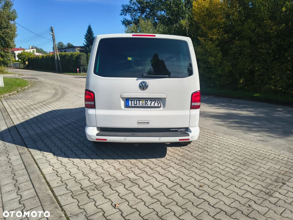 Volkswagen Multivan - 5