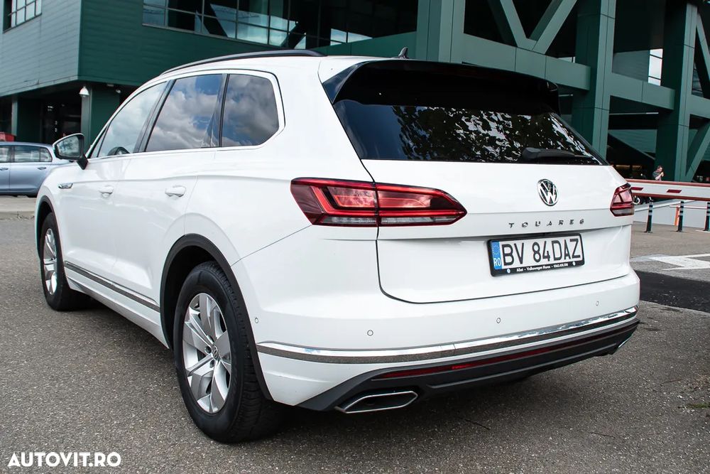 Volkswagen Touareg V6 TDI Elegance - 2