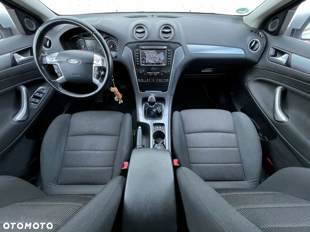 Ford Mondeo 2.0 TDCi Titanium - 22